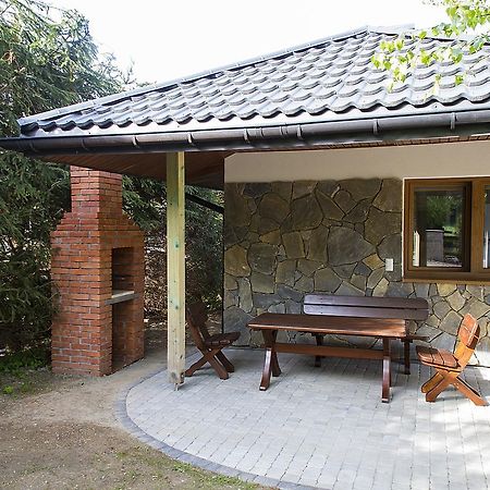 "Miedzy Gruszka A Sanem" Apartamento Lesko Exterior foto