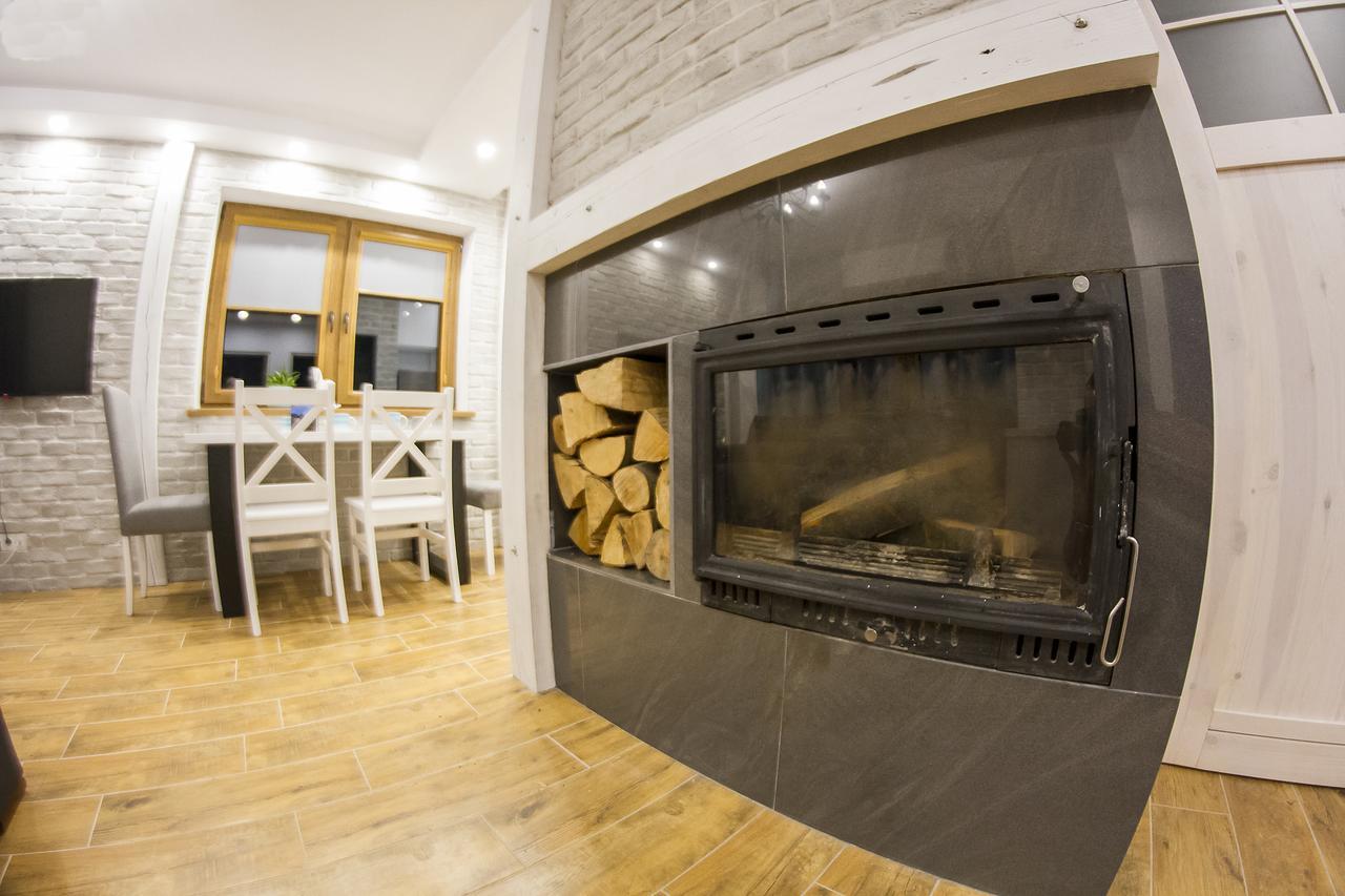 "Miedzy Gruszka A Sanem" Apartamento Lesko Exterior foto